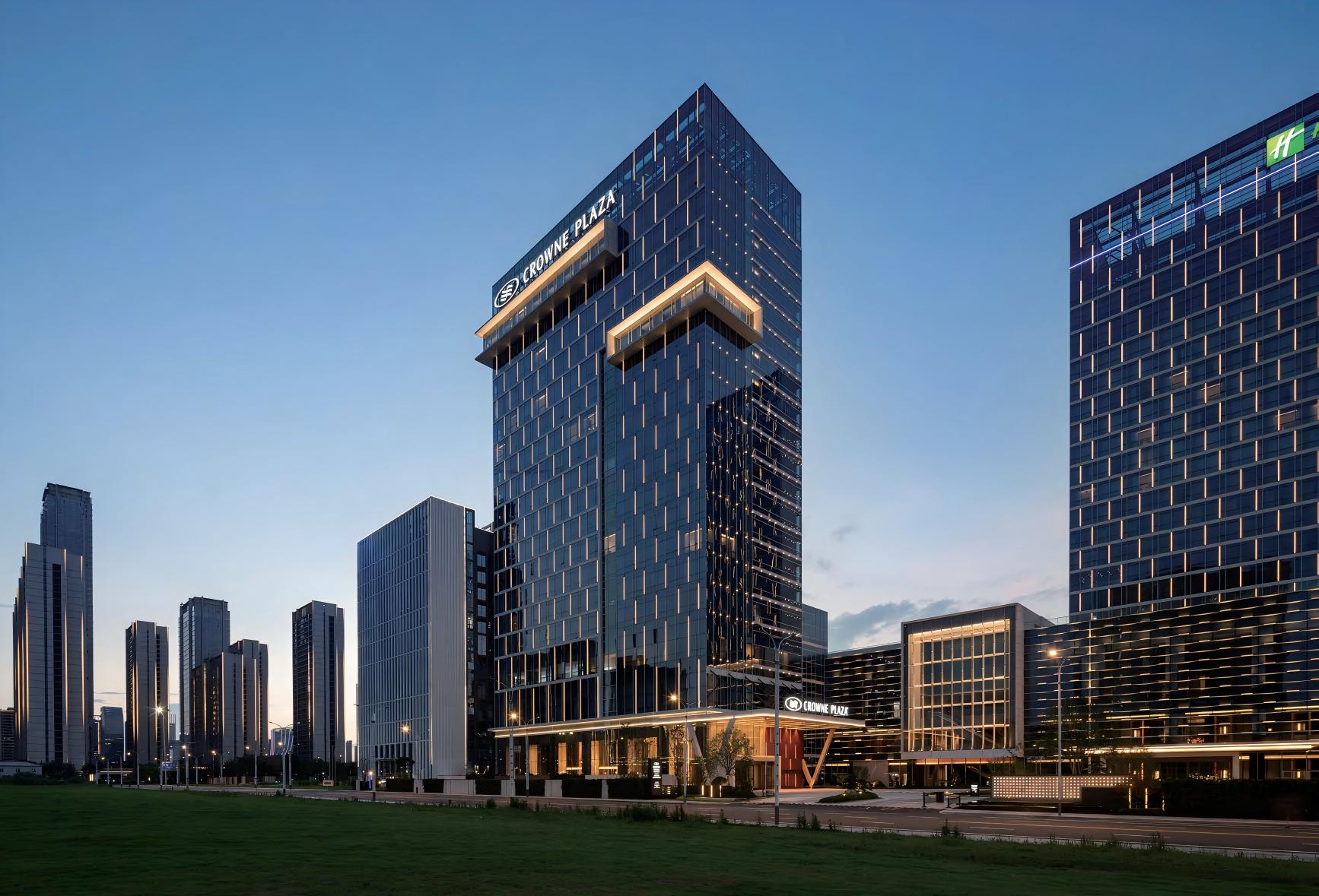 Crown Plaza Hotel Building